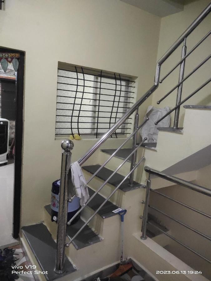 Yashu Guest House Ujjain Exterior photo